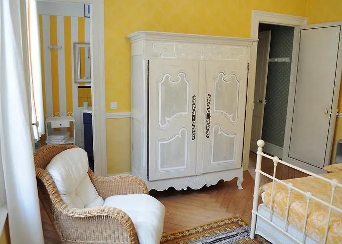 La Liniere La Rivière-Saint-Sauveur